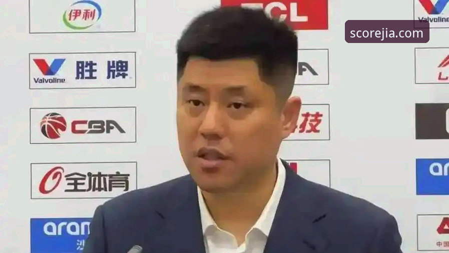 揭秘山西97-94绝地反击背后的战术密码：潘江回归如何改写季后赛剧本？